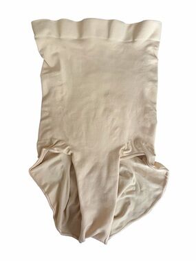 SKIMS Seamless Sculpt Mid-Thigh Shapewear Bodysuit – Sand – Size Medium